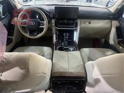 تۆیۆتا لاند کروزەر